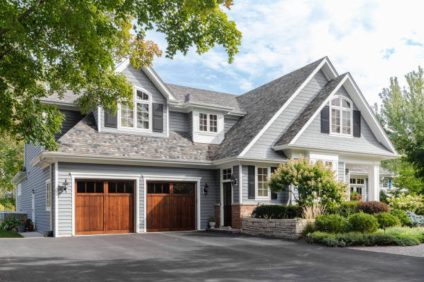 Best Emergency Roof Repair Services  in Skidway Lake, MI